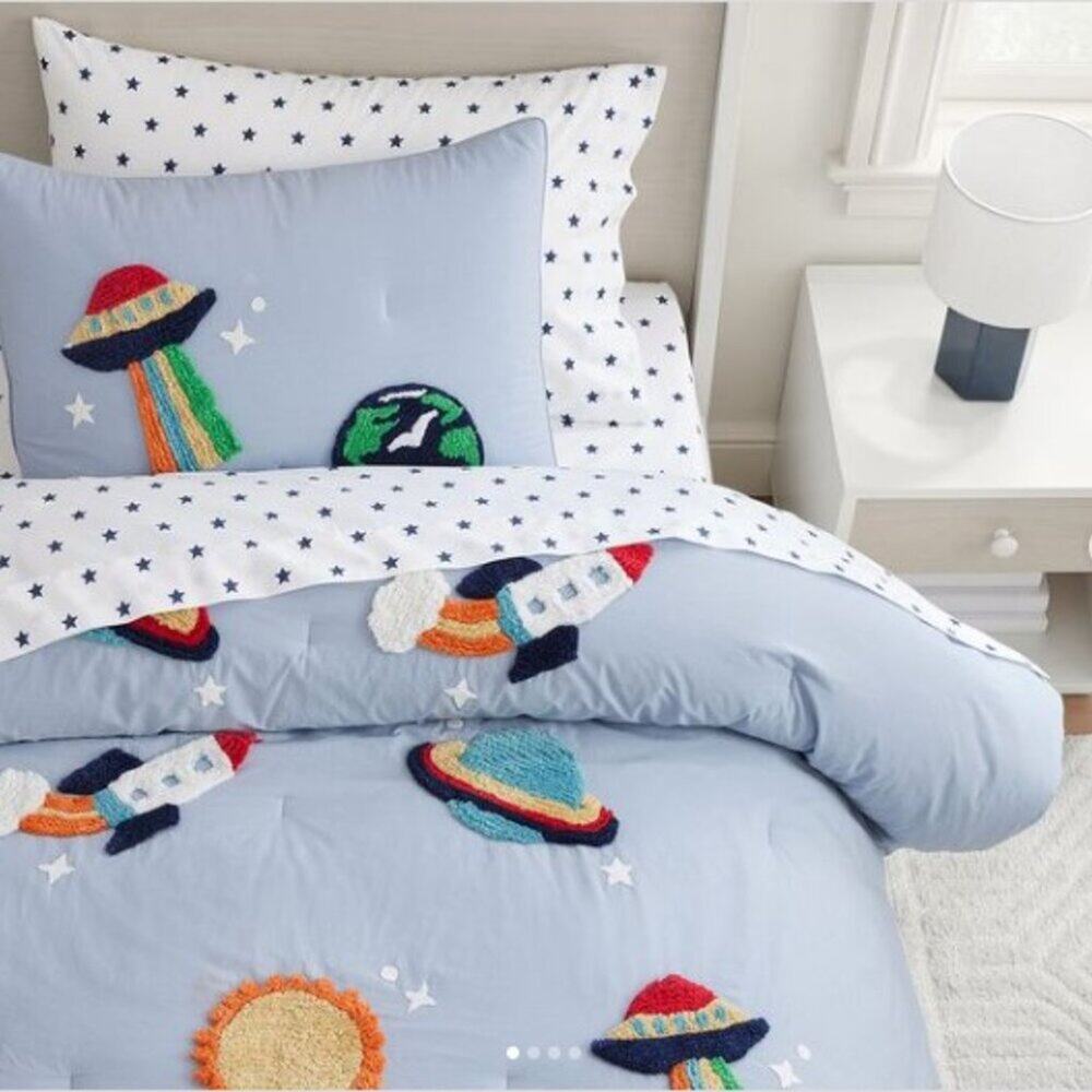 Pottery Barn Candlewick Space Full Queen Comforter UFO Earth Rocketship Sun NEW